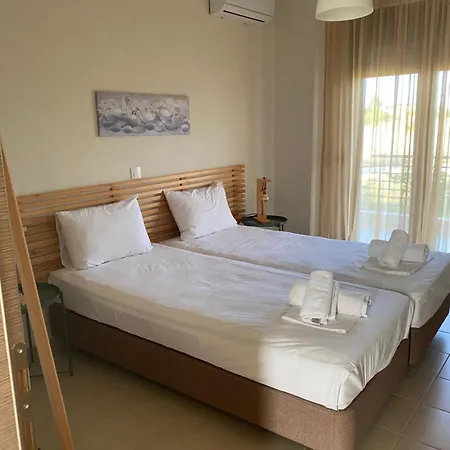 Alkyoni House In Villa *