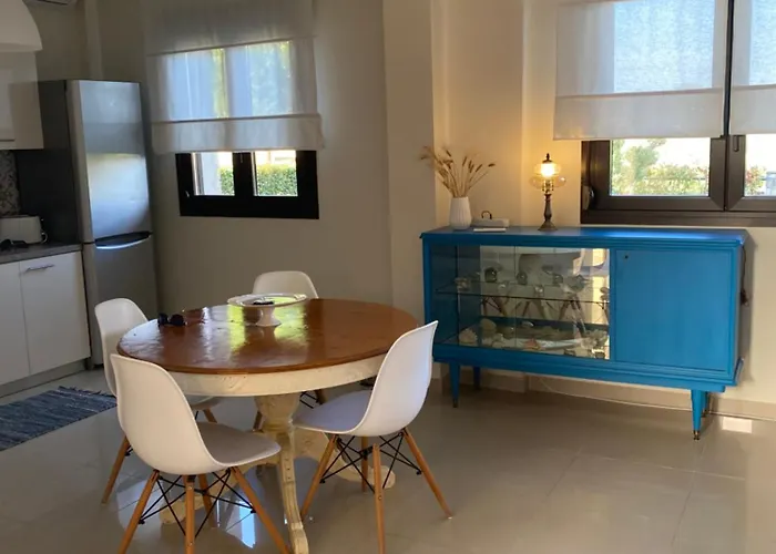 Villa Alkyoni House In *